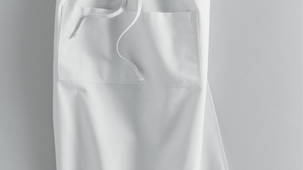 Bistro Aprons in Black/White - Spun Polyester